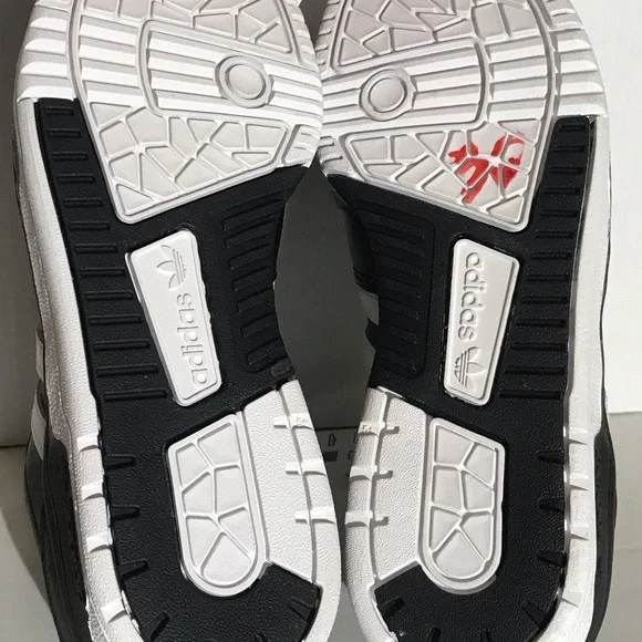 --Adidas RIVALRY LOW-- Black and White--             Size 6--Brand New with Tag- - Picture 8 of 11